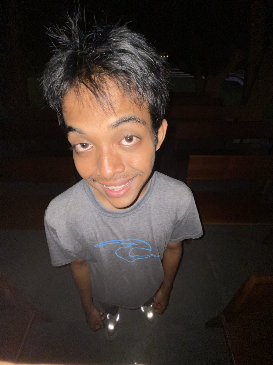 pendosainter's tweet image. him+me