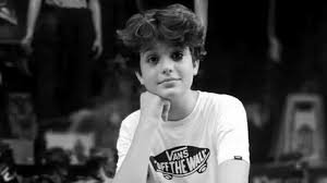 Mattia Ahmet Minguzzi cinayetine ilişkin 13 yaşındaki sanık A.Ö. hakkında yazılan ceza ehliyeti raporu tamamlandı:

— Zeka seviyesinin 'donuk normal zeka' düzeyinde olduğu,

— "Çocuğu kasten öldürme" fiilleri ile kavrama yeteneği ve öngörü yeteneğinin gelişmiş olduğu,

— Eğitimle