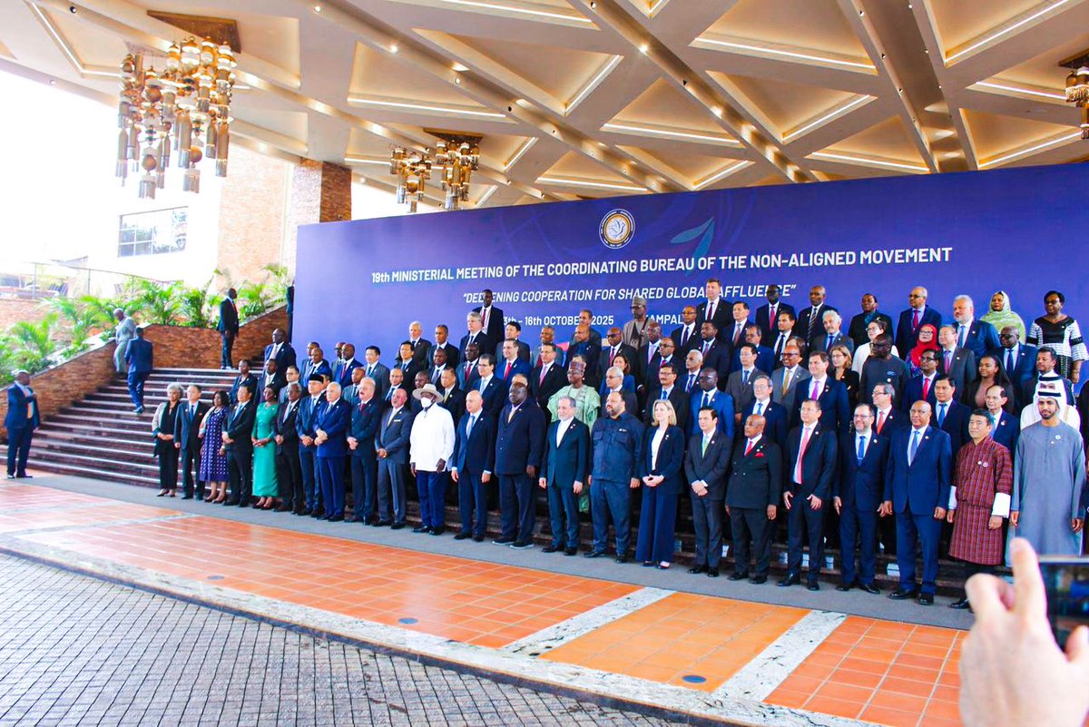 Discours de Son Excellence Monsieur Abdoulaye DIOP, Ministre des Affaires étrangères et de la Coopération internationale, à l’occasion de la Conférence ministérielle à mi-parcours du Mouvement des non-alignés, Kampala, 15 - 16 octobre 2025.
👇

facebook.com/10006909760468…

Bureau de