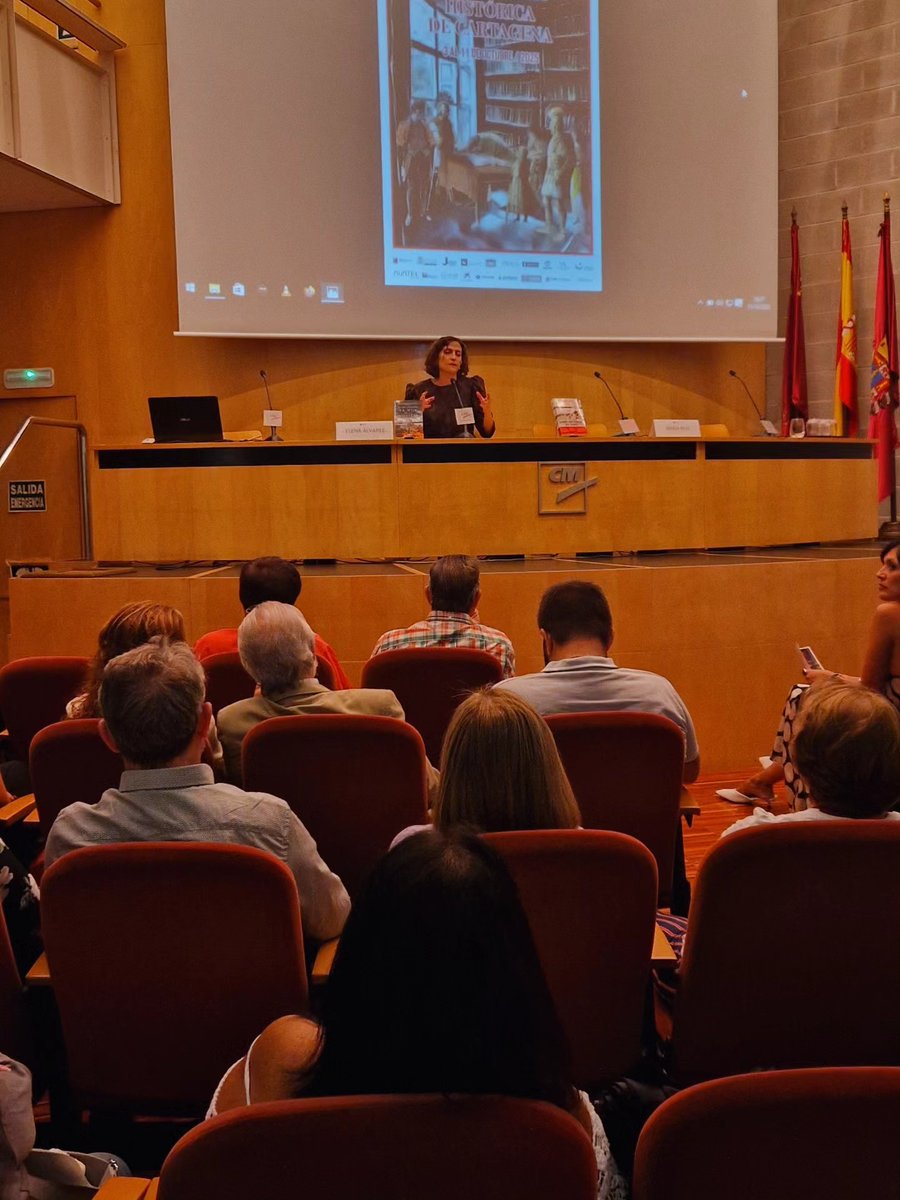 Elena Álvarez tweet media