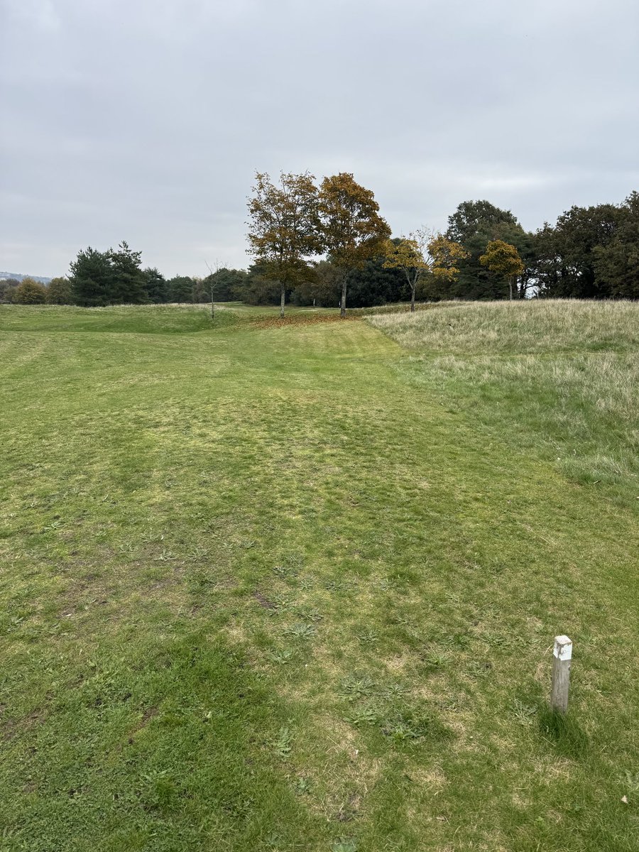 Wednesday 15th October:

Another dry start to the day, as we enter the last 3 weeks of our full-time opening period of the season, which ends on Sunday 2nd November, after half-term.⛳️⚽️

Open from midday to 5pm today.

See you later 👊