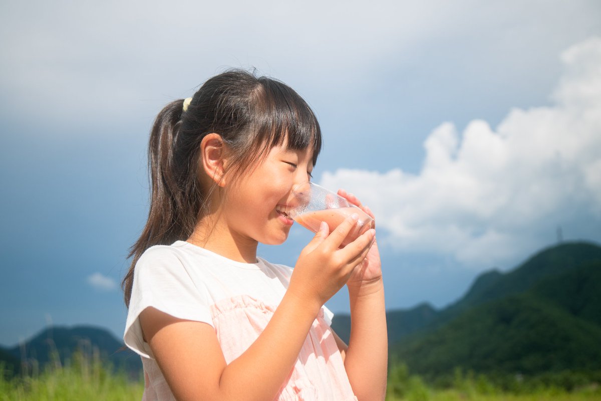 濃厚なイチゴ感を味わえる
イチゴ甘酒『苺姫無垢』

いろいろな飲み方ができますが
まずはストレートで！
試飲会では目を丸くして驚く人が何人もいました😳

#大空夏いちご農園