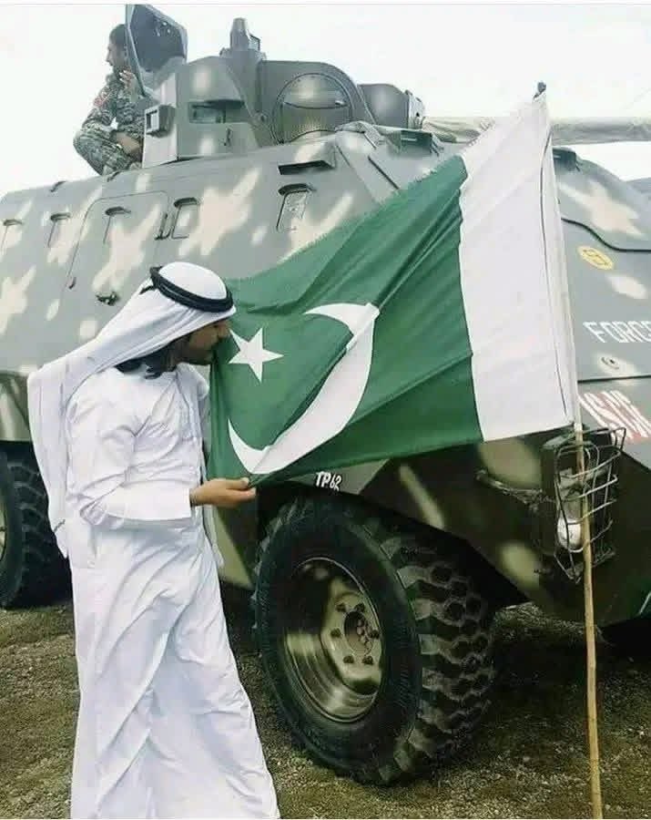 اہم اعلان 
اچانک افغان ناموں سے ہزاروں انگریزی اکاؤنٹ پاکستان کے خلاف  ایکٹو ہو گئے ہیں یہ سارے را کے ڈیجٹل فورس کا حصہ ہیں یہ ایک سائبر وار ہے جو مسلط کی گئ ہے۔
زیادتر حقیقت میں افغان اکاؤنٹ بھی پاکستان کے خلاف ایکٹیو ہیں ۔ 
 پاکستانیوں سے گزارش ہے کہ ہم اس وقت مکمل طور حالات
