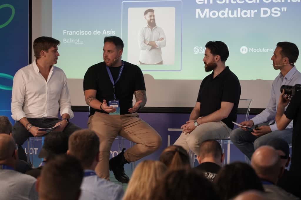 ModularDS's tweet image. ¿Qué dicen las agencias que confían en @SiteGround_ES y Modular DS? 🥰
Con agencias como Balinot y @agencia_nokeon 💜
¡Gracias! 🚀
#WPAgencyForum