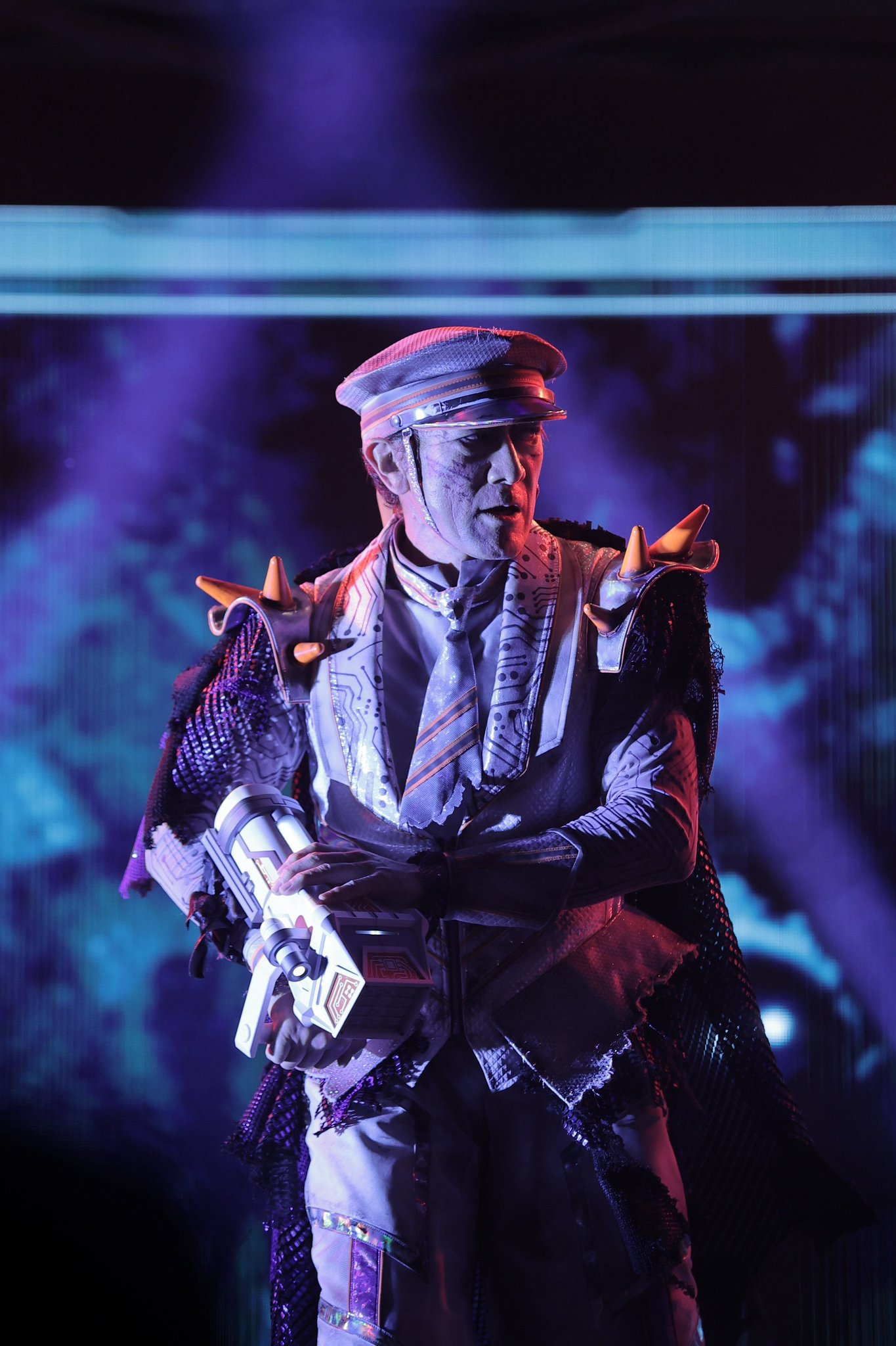 プライズリボルテック　 グルーミー　ハロウィンバージョン Amazon.co.jp: グルーミー チャックスGP 型グル～ミ～ プライズ