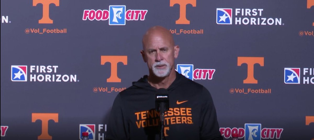 SportsAnimal991's tweet photo. Get the inside scoop from Tennessee Secondary Coach Willie Martinez as he gets ready for the big game against Alabama this weekend!🏈 Watch the full interview here: https://t.co/lKRTzIPvGg #TennesseeFootball #AlabamaGame #CoachInterview #CollegeFootball https://t.co/EySYYyTyed