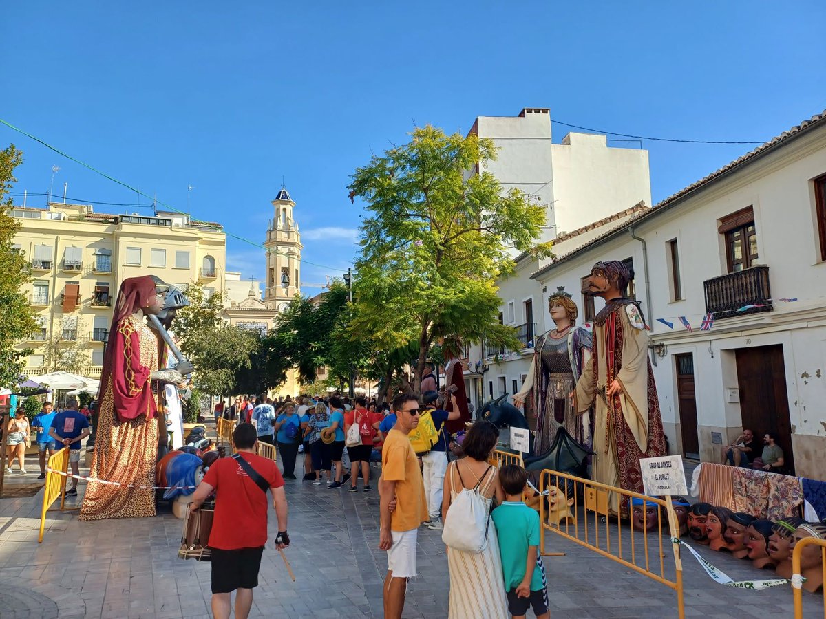 Xicotets i Grans tweet media