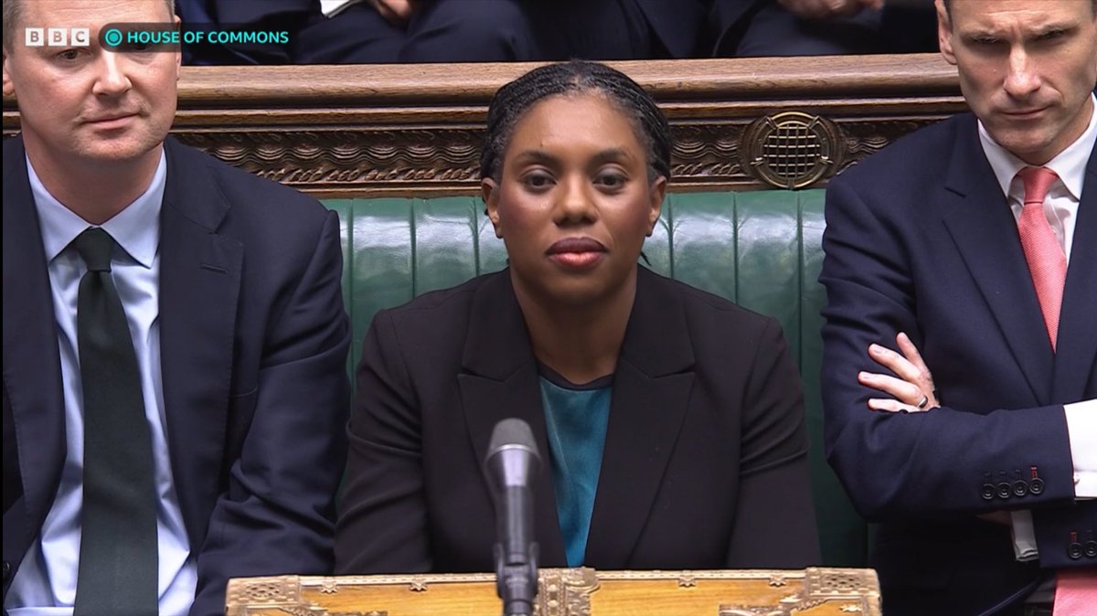 Zero_4's tweet image. Kemi Badenoch once again creating a completely open goal for Starmer after she criticises this Labour government over the China spying case only to then have her own words on China read back to her
She’s absolutely woeful at this
#PMQs #PoliticsLive