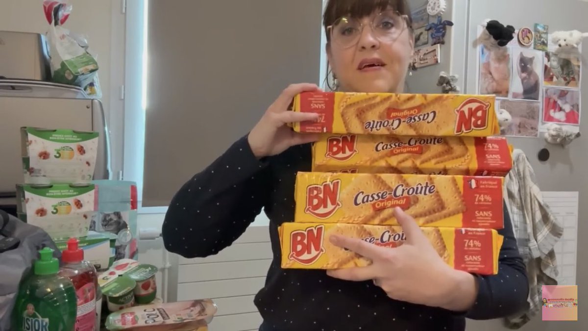 #caramellapassions elle nourrit les 4 gosses de la voisine ????