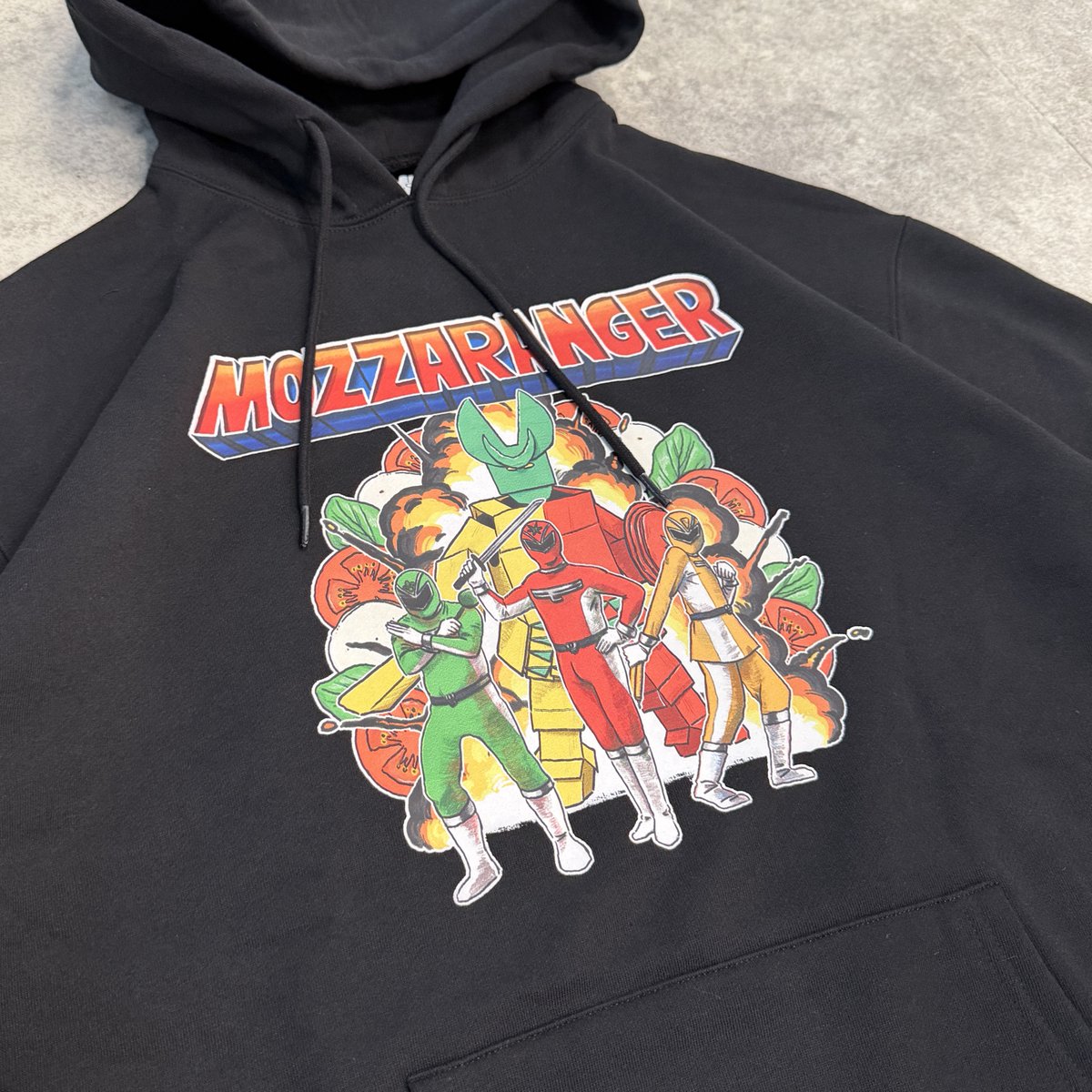 東海オンエア　乳球戦隊モッツァレンジャーパーカー　Lサイズ 東海オンエア 乳球戦隊モッツァレンジャーパーカー Lサイズ いくみ on X: