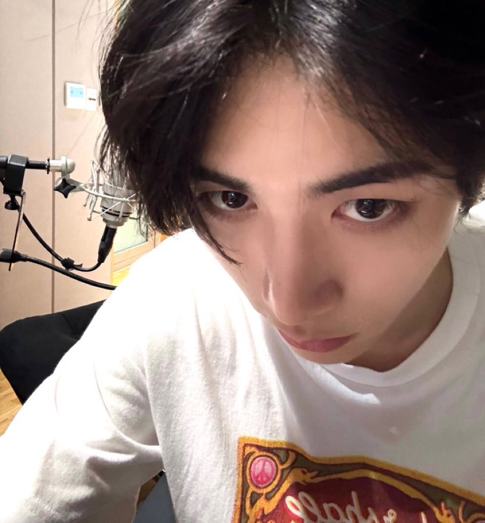 bndfm's tweet image. this type of taesan’s selcas