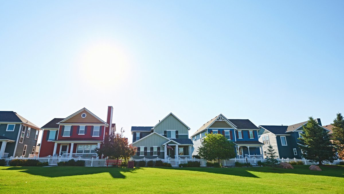 RiseUp Real Estate tweet media