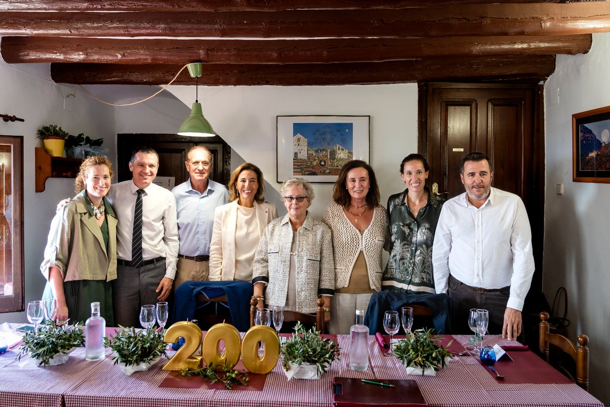 200 anys després, continuem brindant pel que ens uneix: el treball, la passió i el compromís compartit.

200 anys d’història i de futur.

💛 Gràcies per acompanyar-nos en aquest camí.

<a href="/prodeCAT/">Prodeca</a> <a href="/Dipta_cat/">Diputació de Tarragona</a> <a href="/govern/">Govern de Catalunya</a> <a href="/oscarordeig/">Òscar Ordeig</a>