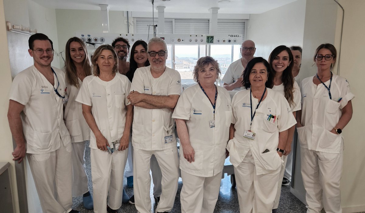 ✨ El Hospital Universitario de Cabueñes, finalista en los Premios Hospitales TOP 20 ✨
El Servicio de Medicina Intensiva, la Unidad de Coronarias y la UVI Neonatos del Hospital Universitario de Cabueñes han sido nominados al premio Hospitales TOP 20 en el área de atención al