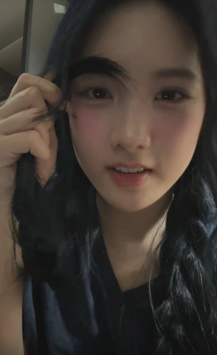 mokameino's tweet photo. are we sure sullin is a real person https://t.co/7sPPbjZokV