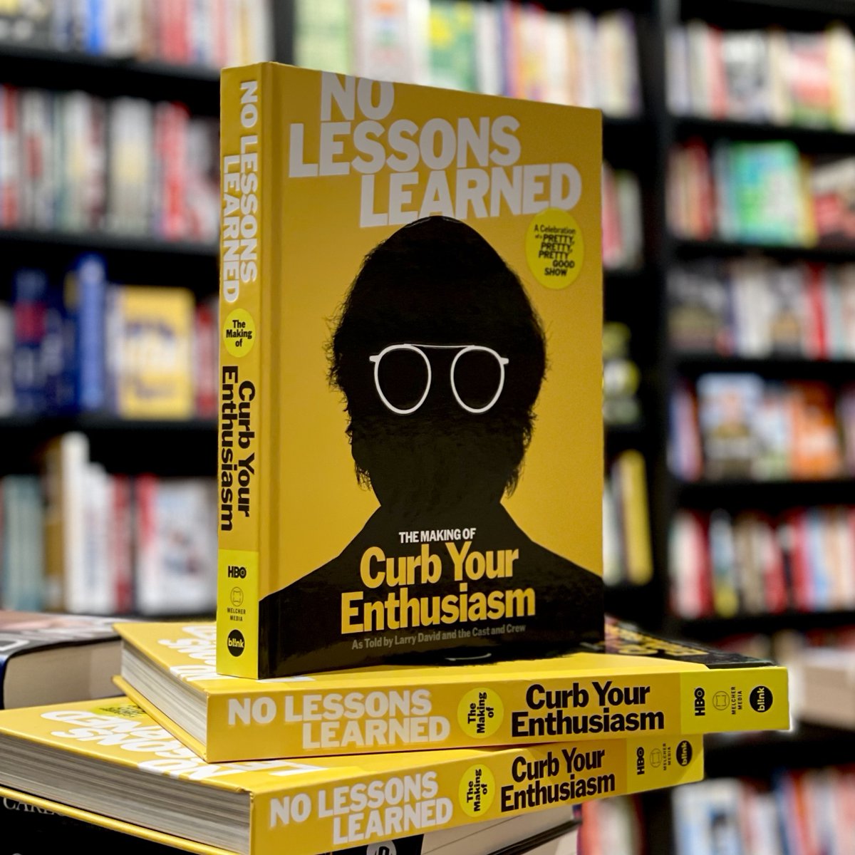 Waterstones's tweet image. Out now! Featuring scripts, behind-the-scenes photographs, interviews, maps and much more, NO LESSONS LEARNED is Larry David&apos;s definitive guide to his legendary and hysterically funny show, Curb Your Enthusiasm: waterstones.com/book/no-lesson…