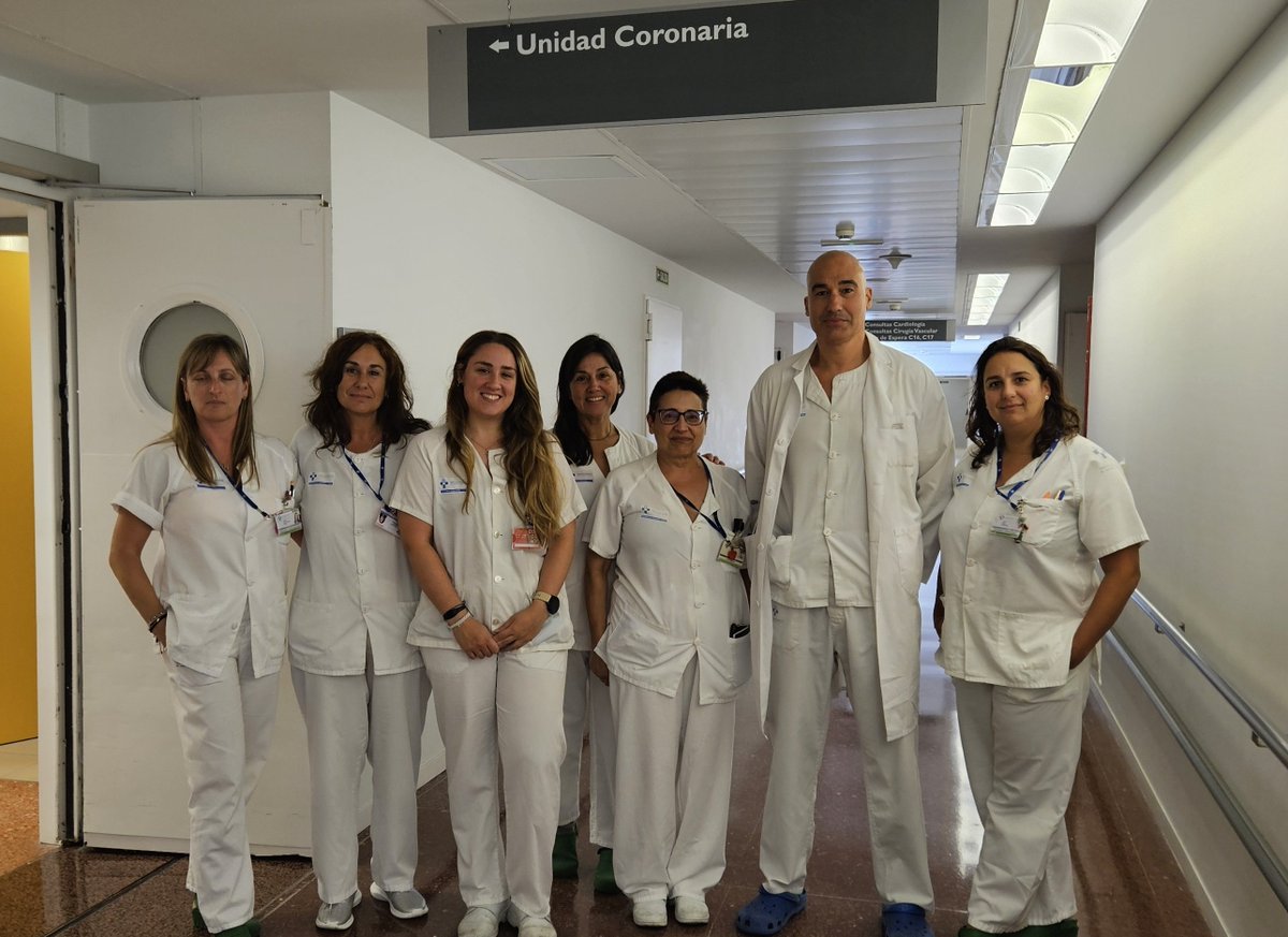 CAHU Área Sanitaria V tweet media