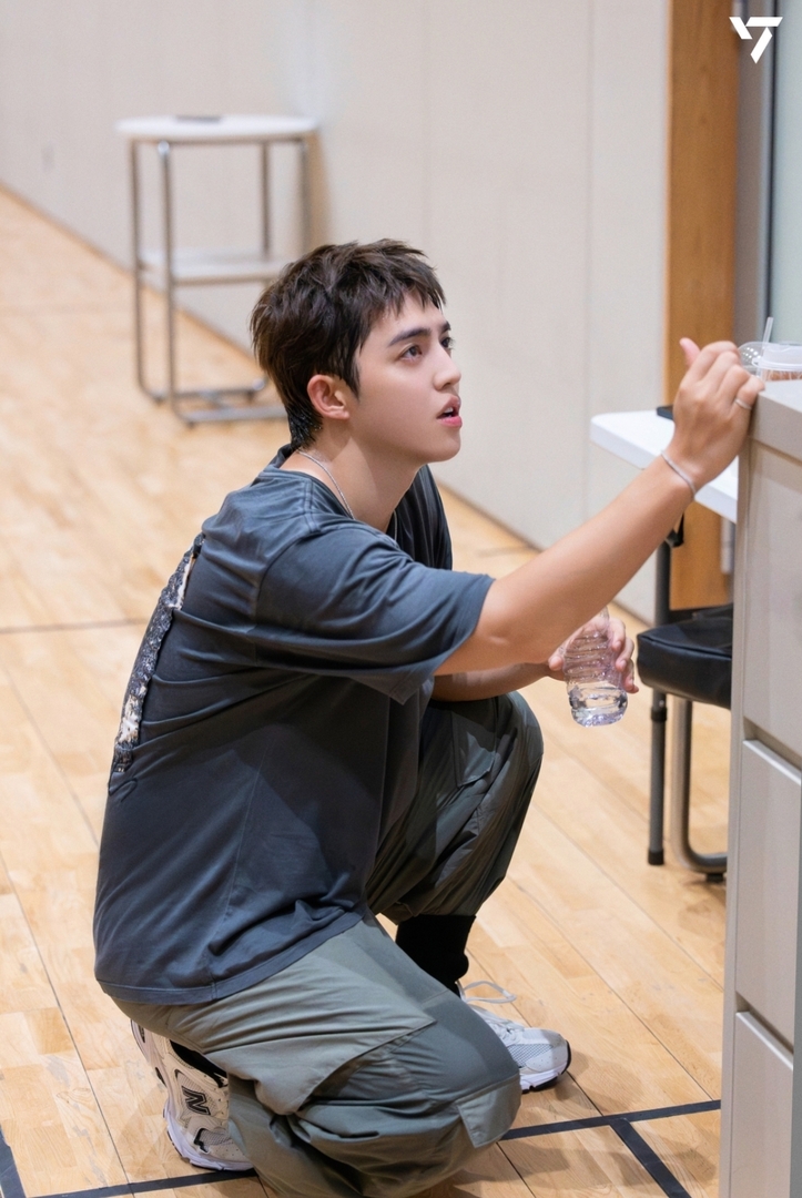 caratstalk's tweet image. [17s] itu scoups pke NB series apa ya detail namanya?🙏🏻