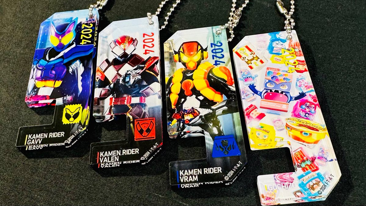 仮面ライダーストア on X