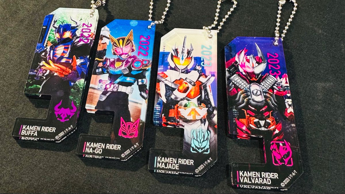 仮面ライダーストア on X