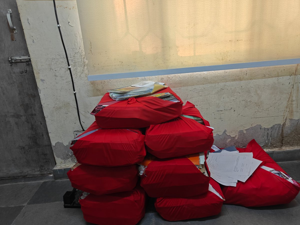 भारतीय खाद्य निगम मंडल कार्यालय अलवर में Special Campaign 5.0 के अंतर्गत वीडीग आउट कार्य ।