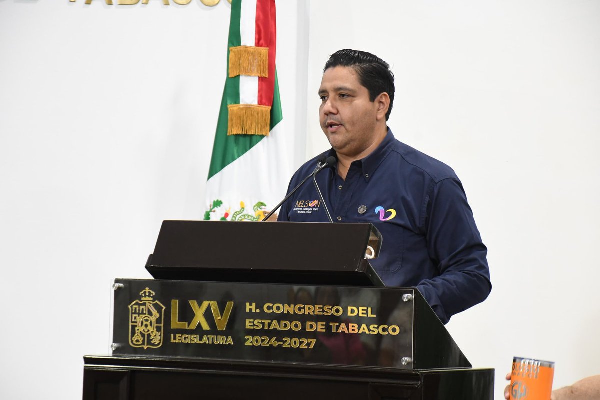 El diputado del PRD 
#NelsonGallegosVaca, exhortó a titulares de SADER  y de la Secretaría de Economía del Gobierno Federal, para que efectúen acciones tendientes a resolver la problemática por la que atraviesa el sector cañero en el Estado de Tabasco

facebook.com/share/p/19ymqy…