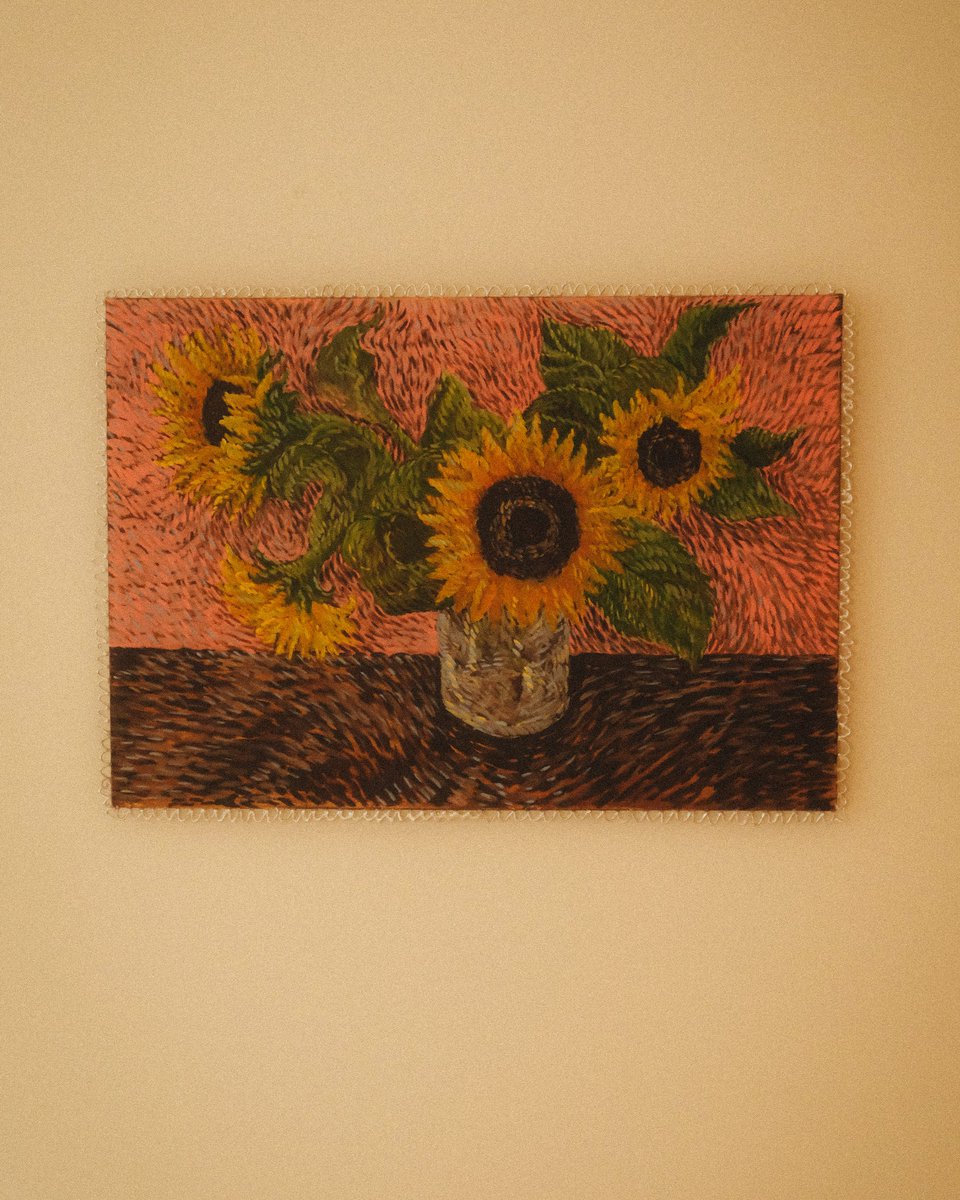 Nanushka tweet media