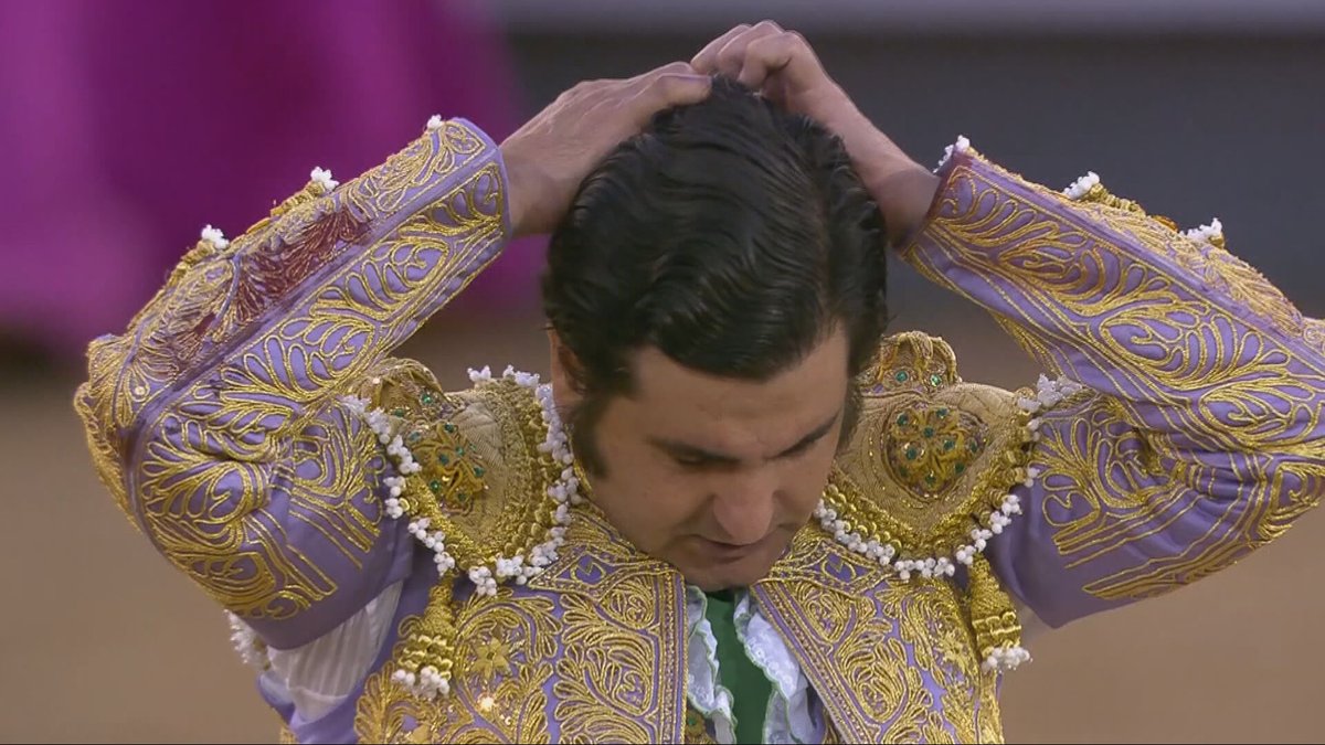 La retirada de Morante de la Puebla: recorremos los orígenes y la trayectoria de un torero que es "leyenda viva". Hablamos con su madre, amigos y expertos de la tauromaquia. Mañana a partir de 21.25 👇 📷csur.red/US3X50OJMJC

<a href="/Ruben_Amon/">Rubén Amón</a> <a href="/zabaladelaserna/">zabala de la serna</a> <a href="/eromerotpt/">Enrique Romero</a> <a href="/JBAYORT/">Jesús Bayort</a>