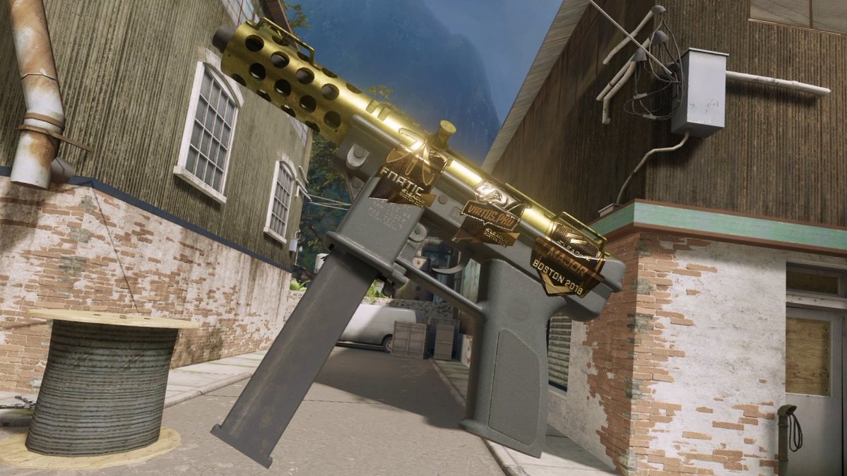 4KEagles_Elias's tweet image. New week new giveaway 🚨🪙
Skin: Boston souviner Tec-9 brass
Float 0.2424
Autograph Flusha
How to enter:
➡️Like
➡️retweet
➡️must follow
Winner will be drawn in two days
