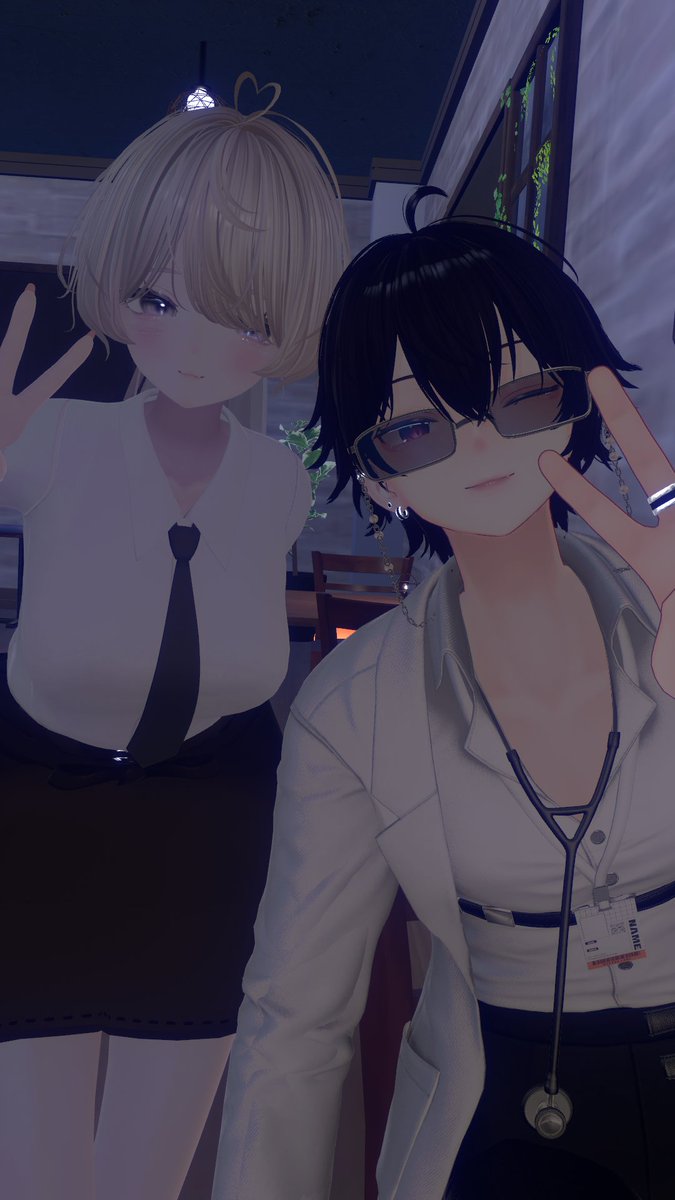 Vira_kona's tweet image. うおおお念願の #TRIANGULAR_VRC 本営業にいけたああああ！！1,2ローテ目の方、可愛すぎてやばかった！！
これRPじゃなかったら本当にテンションバグってたかもしれん！！最高of最高！！！
キャストさんのRPめっちゃうまくてめっちゃ楽しかったです！！！無限に来たい！！
てかこのカフェに住みたい！