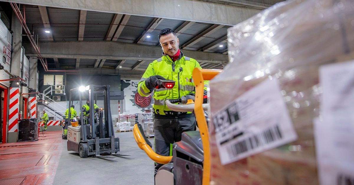 Palibex's tweet image. Somos los MÁS SEGUROS porque gracias a las ventajas de nuestro sistema operativo y al plan de Roturas Cero. ¡Hoy estaremos en el @LogisticsSpain, pregúntanos por nuestros servicios! 

palibex.com/ofertas/logist…

#LogisticsandAutomationMadrid  #LogisticsandAutomation