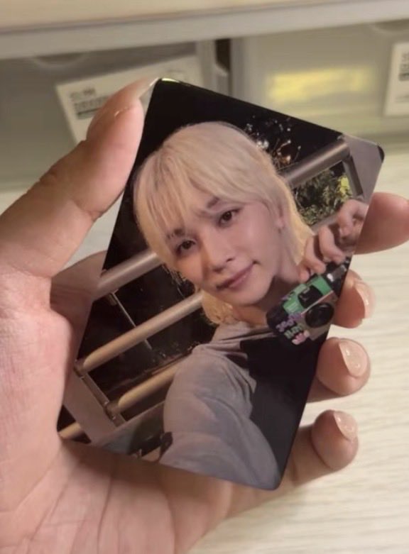 help rt!

svt jeonghan stf yzy lucky draw

—₱1,200 + isf
—payo once secured 
—jnt or flash ; philpost or dhl
—feta

reply ‘mine’ or dm! 

t. wts lfb ph seventeen photocard pc