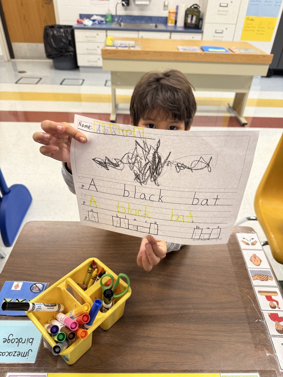 Richardella_FLC's tweet image. Reading our sentence, tracing our sentence, then writing our sentence, followed by a directed drawing about our sentence.