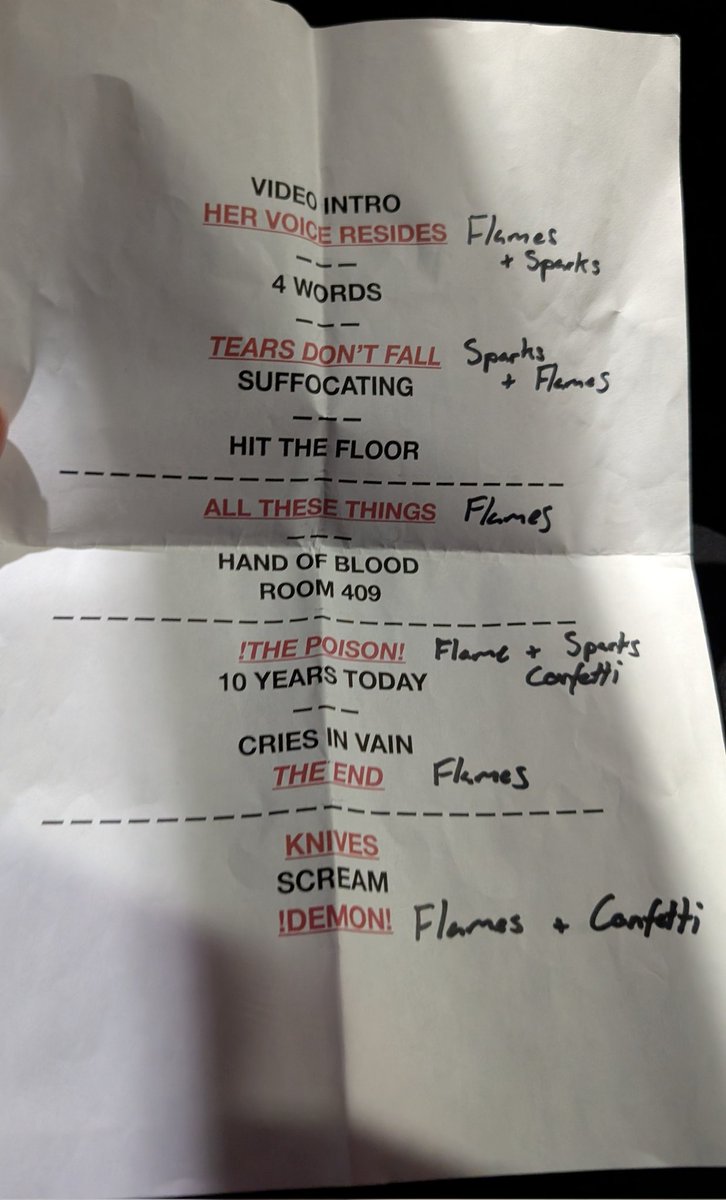 Just a Welsh girl reliving her teenage years, twenty years later, on the other side of the world. Thanks <a href="/bfmvofficial/">BFMV</a>, what a night! 🏴󠁧󠁢󠁷󠁬󠁳󠁿