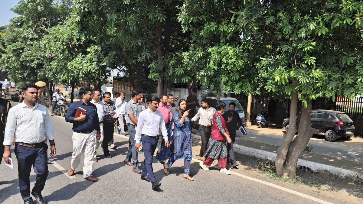 DM NOIDA Gautam Buddha Nagar tweet media