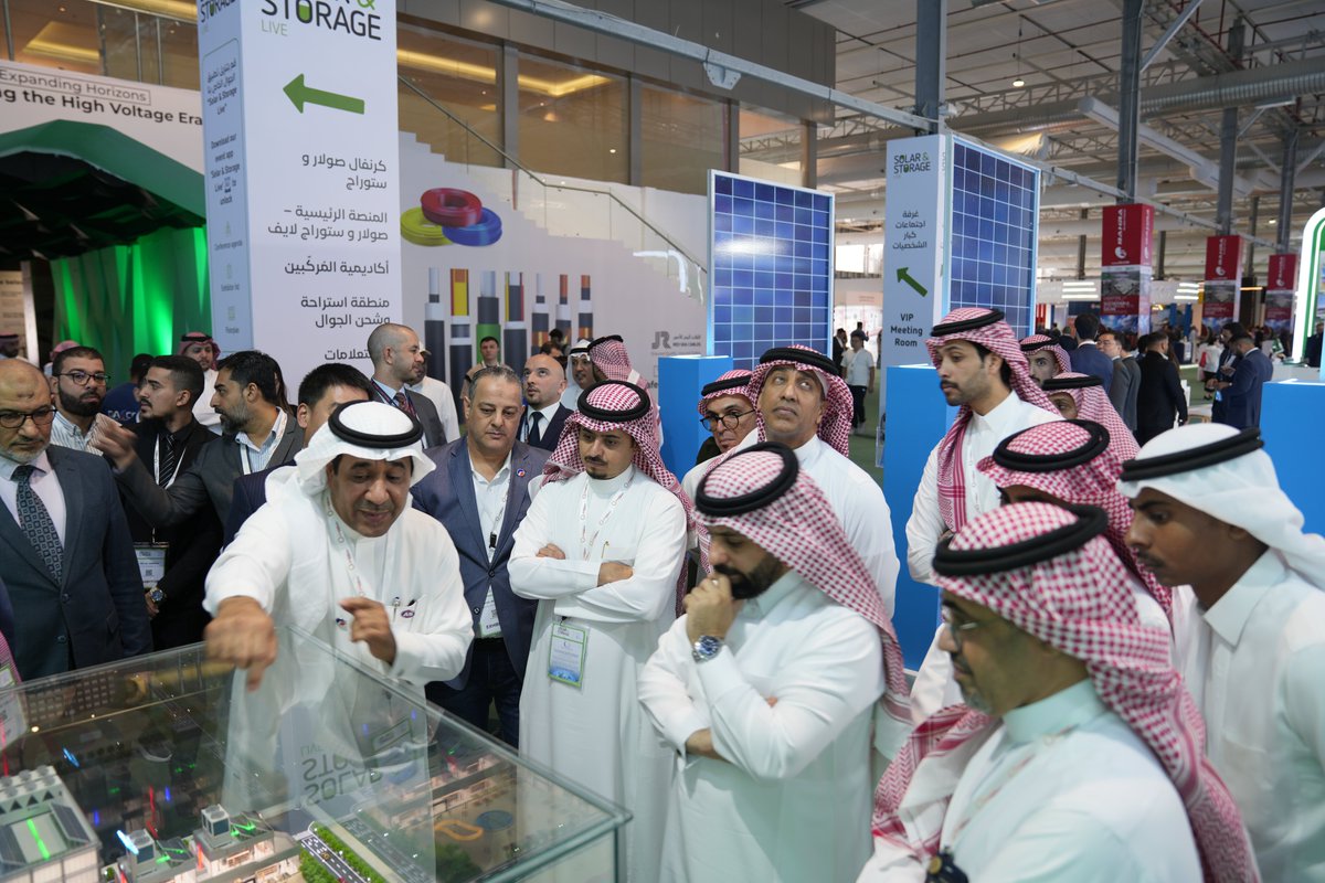 G_zhuhai's tweet image. Oct 12–14, 2025, GREE exhibited at Solar &amp;amp; Storage Live KSA 2025. Under the theme “GREE Innovation Green Life” 👏
#GREE #solarstorageKSA