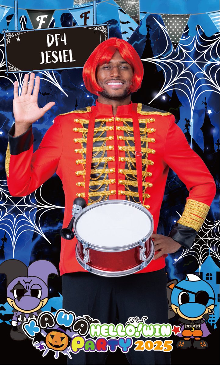 本人はおそらく何かわかっていないが 陽気なジェジエウは撮影中に楽し