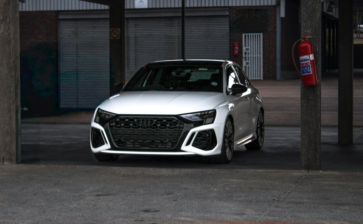 Mimas Motoring tweet media