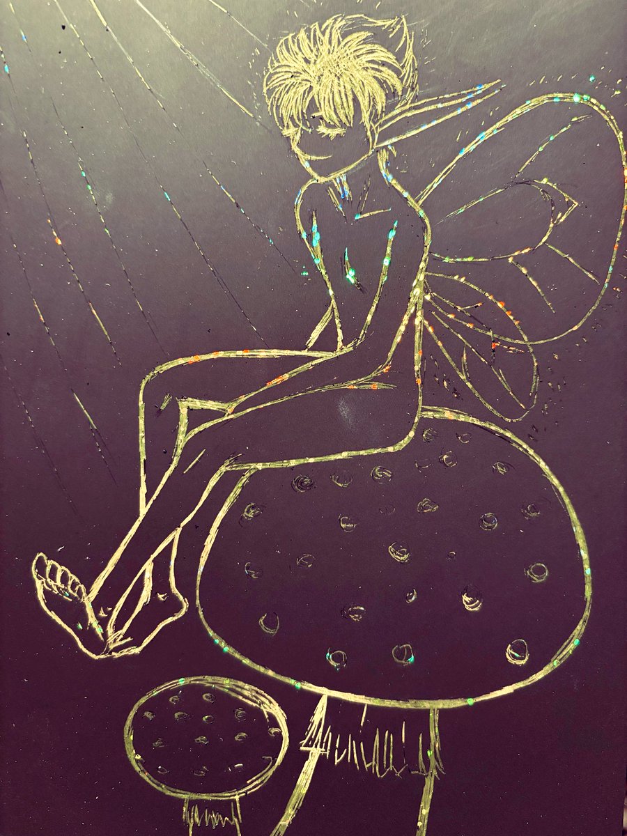 kurotoshiro77's tweet image. #Berserk
#Puck

キラキラスクラッチシート削って
パックを描いてみました。

今日は#キノコ🍄の日だそうで。

キノコ大好きで、冷蔵庫には必ず3種類は入ってます✨