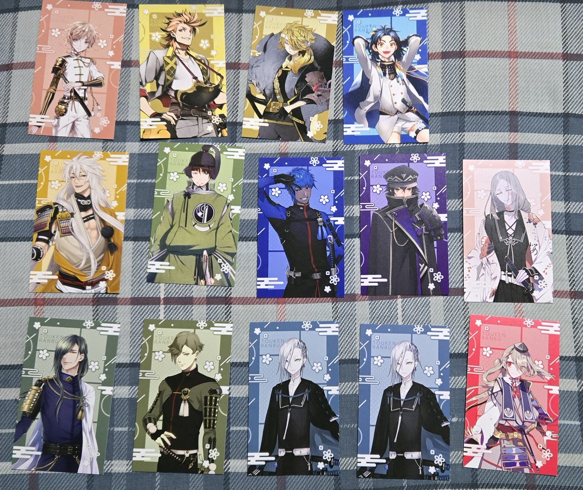【交換】刀剣乱舞 GiGO イラストカード
(譲)
物吉 ソハヤ 獅子王 太鼓鐘 小狐丸 石切丸 八丁念仏 水心子 古今伝授 地蔵 青江 鶯丸 今剣

(求)
笹貫 鶴丸 桑名 清麿

郵送交換希望。
難しいかとは思いますが、よろしくお願いします。
