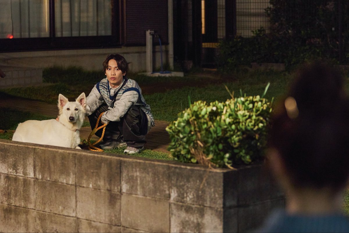 #すべての恋が終わるとしても 
第𝟐話𝟏𝟎月𝟏𝟗日（日）よる𝟏𝟎時𝟑𝟎分
＿＿＿＿＿＿＿＿＿＿＿＿＿＿＿＿＿

🐶西 颯：#藤原丈一郎 #なにわ男子 

由宇（#葵わかな ）と真央（#神尾楓珠 ）の
高校時代の同級生。
真央と真央の妹・莉津（#本田望結 ）と
3人で昔から仲のいい幼なじみ。