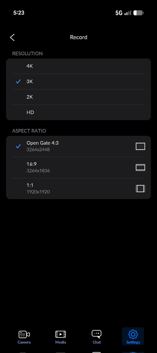 Pranav_Dupati's tweet image. Google is all about downgrades. 
Pixel 7 (Tensor G2)- 2K Open Gate 4:3 support 
Pixel 9 (Tensor G4)- 4K Open Gate 4:3 support 
Pixel 10 (Tensor G5)- 2K Open Gate 4:3 support 
Yet Google fanboys still talk about &quot;camera processing&quot; when the latest and greatest Pixel 10 is worse.