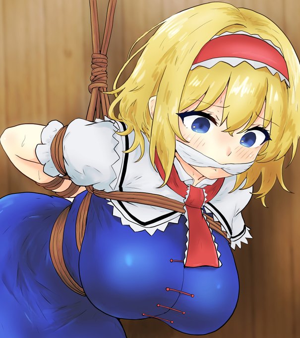 #秋季例大祭12
こちらは印刷してスペースに掲示する予定の色紙
左上にスペース番号入れます
サークルカットが低解像度だったので再編集しようとしたらほぼ1から全部描き直しになったやつ 