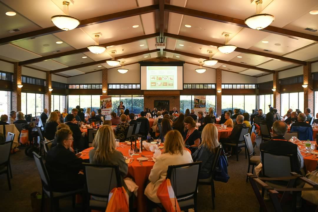 2 weeks until our Living Well with ALS Symposium &amp; Vendor Expo in Wheaton! 🤝 Join us for ALS services, lunch, an expert panel, and more. Free for those with ALS + a caregiver, $25 for others. Save your spot: alsunitedchicago.org/event/living-w…