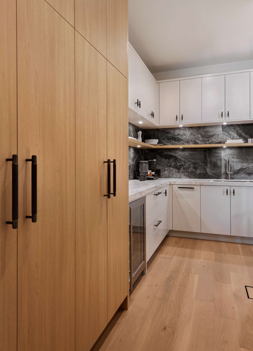 AstroDesign_Inc's tweet image. After the gatherings, design endures.
A pantry crafted with elegance and purpose brings beauty + ease to everyday living.
astrodesigninc.com/services.html
#AstroDesignInc #DesignBeyondTime #BespokeMillwork #LuxuryKitchens
Home built by Modello Homes