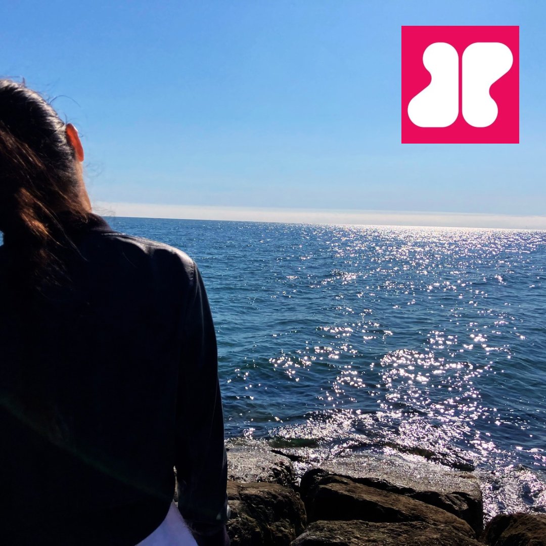 web3_Adri's tweet image. Balance.
Everything revolves around it, the right balance leads to great results.
Real life ☀️ & Web3 👩🏻💻
A sunny day at the beach, then locked in on @xeetdotai.
Just discovered a project that looks really interesting… more on that later.