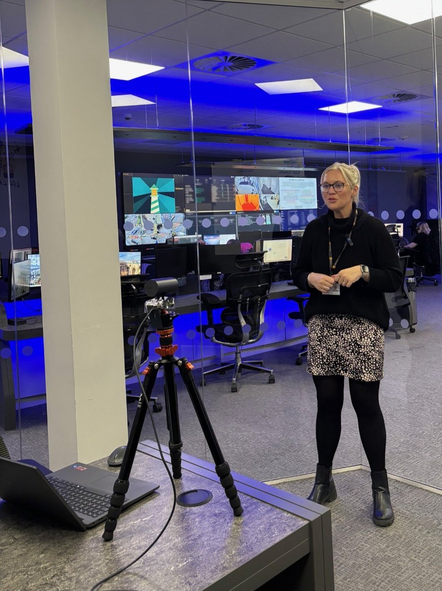 peoplesafe's tweet image. 🎬 Behind the scenes in the Peoplesafe ARC!

Today we’ve been filming some new videos all about our device test line — how it works, how to test your device, and why it&apos;s important.

Stay tuned for the full videos 🎥

#BehindTheScenes #ARC #SafetyTechnology