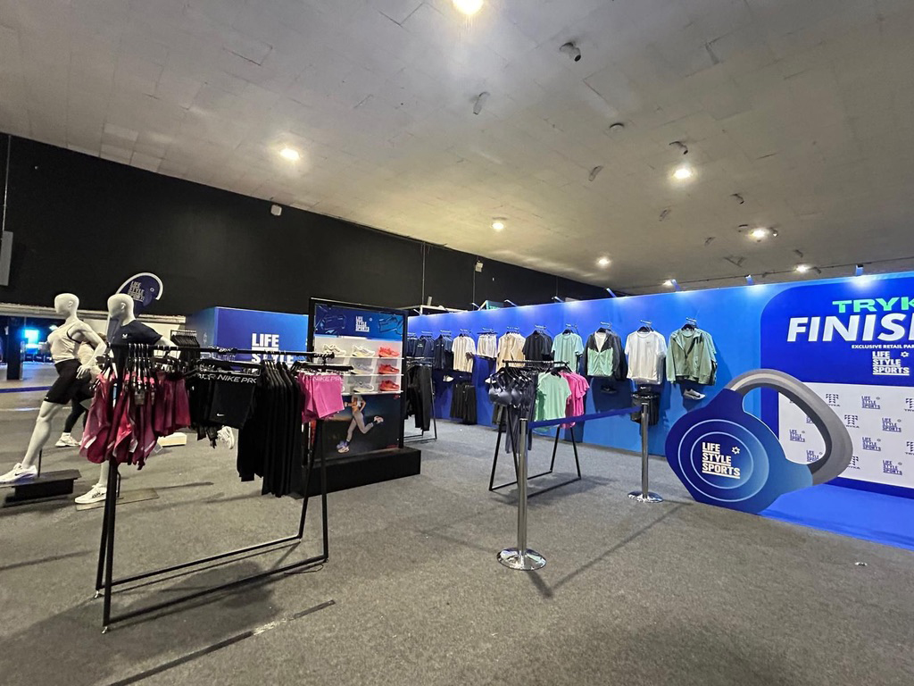 VinehallDisplay's tweet photo. Proud to deliver @LifeStyleSports at the RDS — structural walls, lighting, full brand install, end to end. See more: https://t.co/wu9MPhgi8N

#BrandActivation #EventBuild #EventProfs #EventProfsIE #ExhibitionStand https://t.co/YJEpPkZSw8