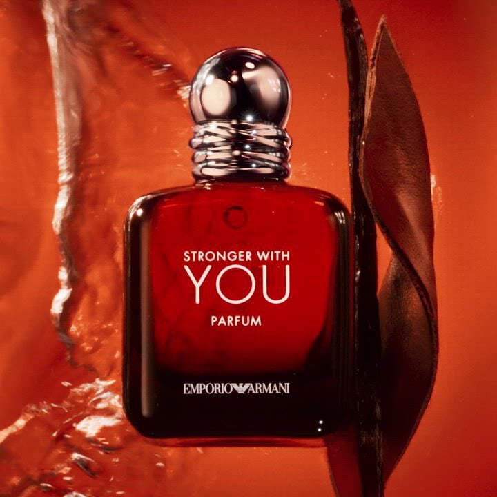 kalravkapadia's tweet image. PerfumeAddicts Exclusive Deal:

A LEGENDARY BOLD INTOXICATING MASTERPIECE 💫💫

Emporio Armani Stronger With You PARFUM Pour Homme for men from Emporio Armani 100ml PARFUM for 8400. #intoxicating #boozy #bold #suave

Emporio Armani Stronger With You Parfum is the very definition