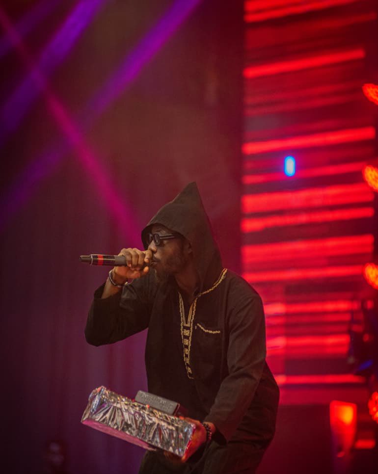 AlwaysKura's tweet image. Caterpillar on a journey go soon turn 🦋 
 #whatisthepoint